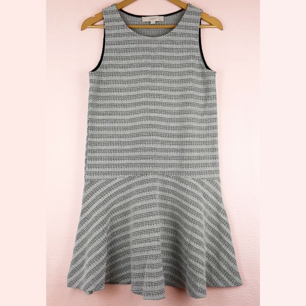 NEW Loft Ann Taylor Sleeveless Textured Knit Flounce Dress Striped Size XS